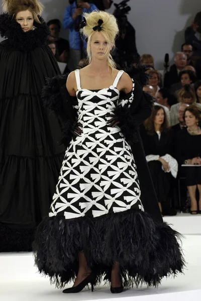 Look 38